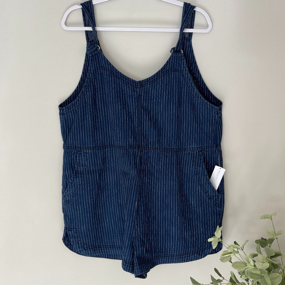 NEW American Eagle High-Waisted Short Romper Overalls, Striped Denim, Large